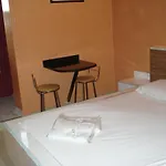 Motel Swing (Adults Only)