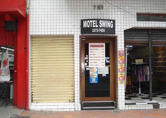 Motel Swing (Adults Only)